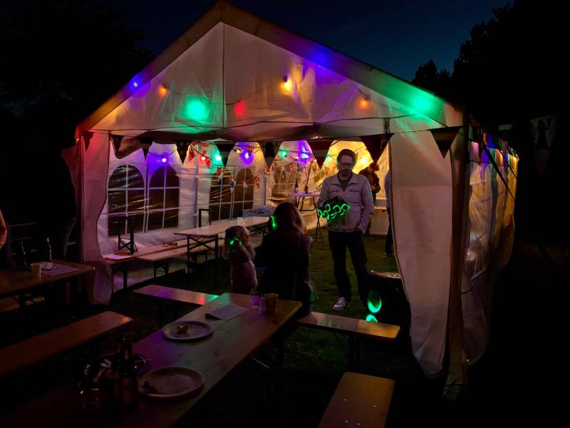 20260905-Tent-feest-avond-HJ-silent-disco
